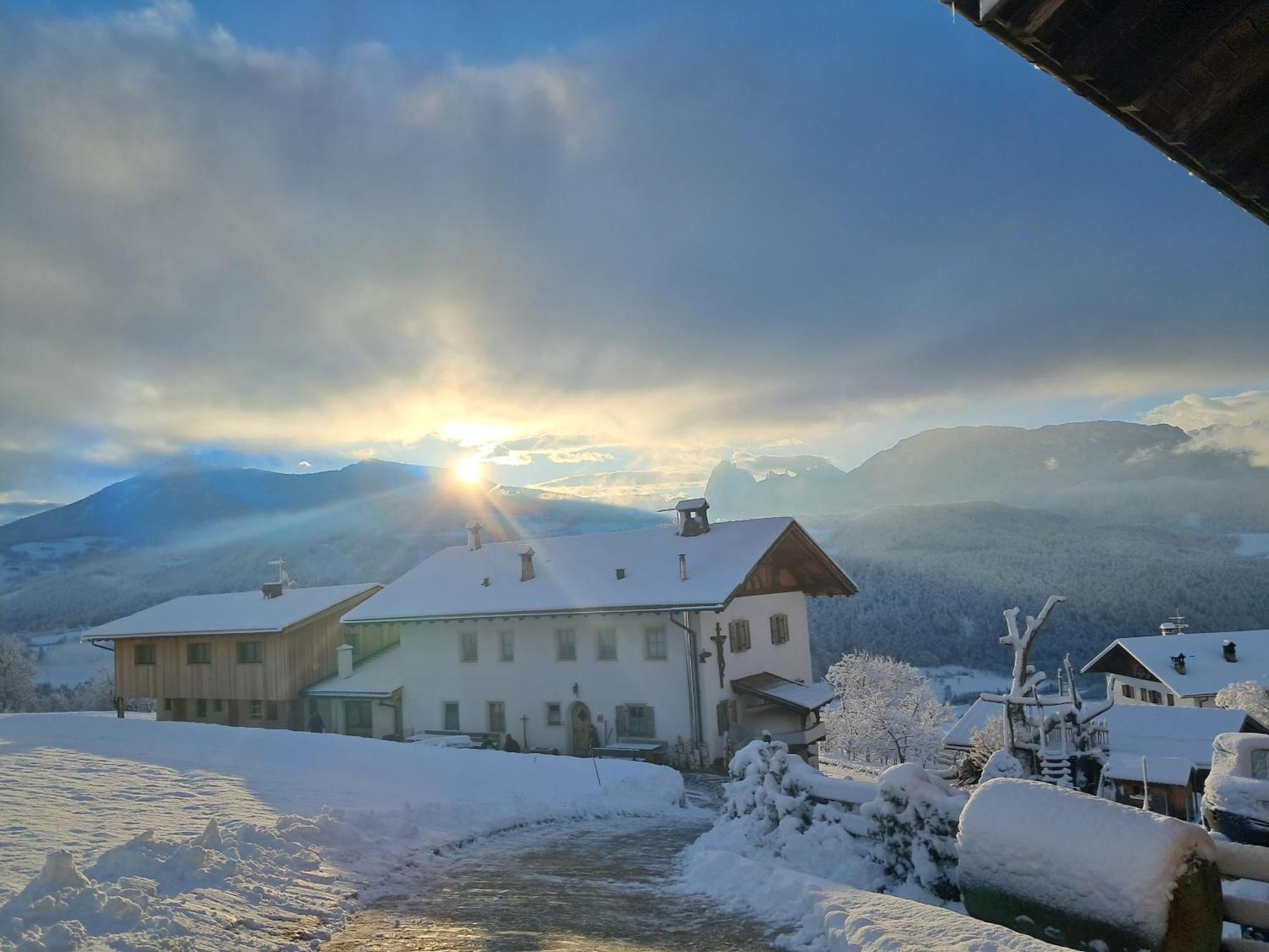Schweiggerhof -Agriturismo- Farm Holidays Villanders Zewnętrze zdjęcie